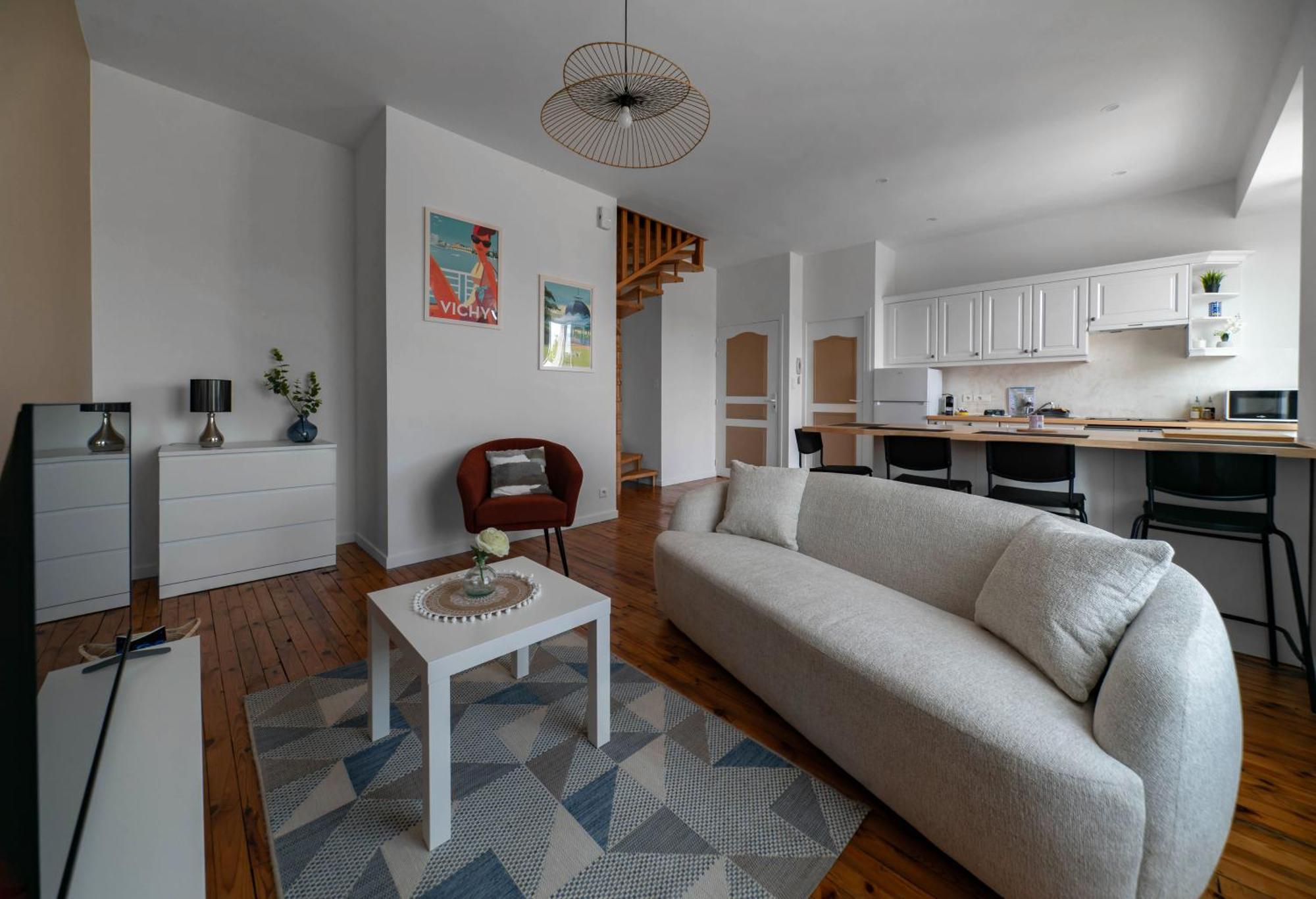 Le Grenet - Appartement Design En Duplex ヴィシー エクステリア 写真