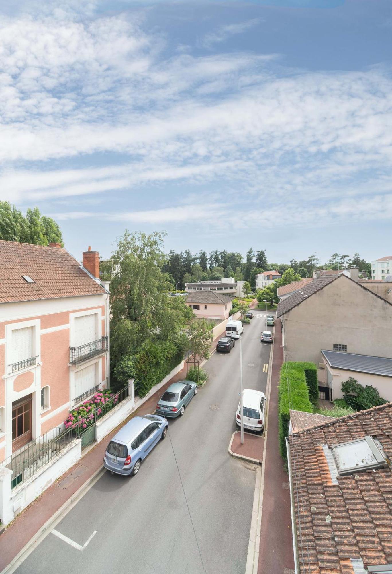 Le Grenet - Appartement Design En Duplex ヴィシー エクステリア 写真